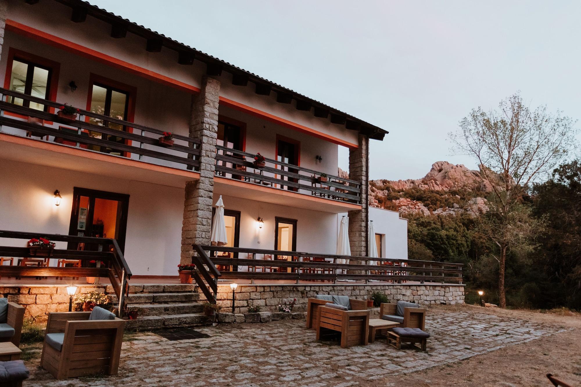 Vallicciola Nature Hotel Темпио Паузания Екстериор снимка